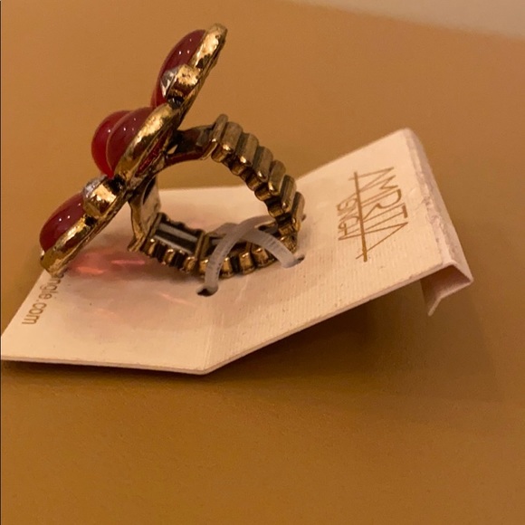 3/$20 Amrita Singh flower ring - Picture 2 of 3